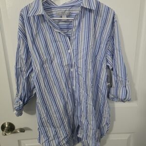 Gloria Vanderbilt Blue and White Striped Shirt